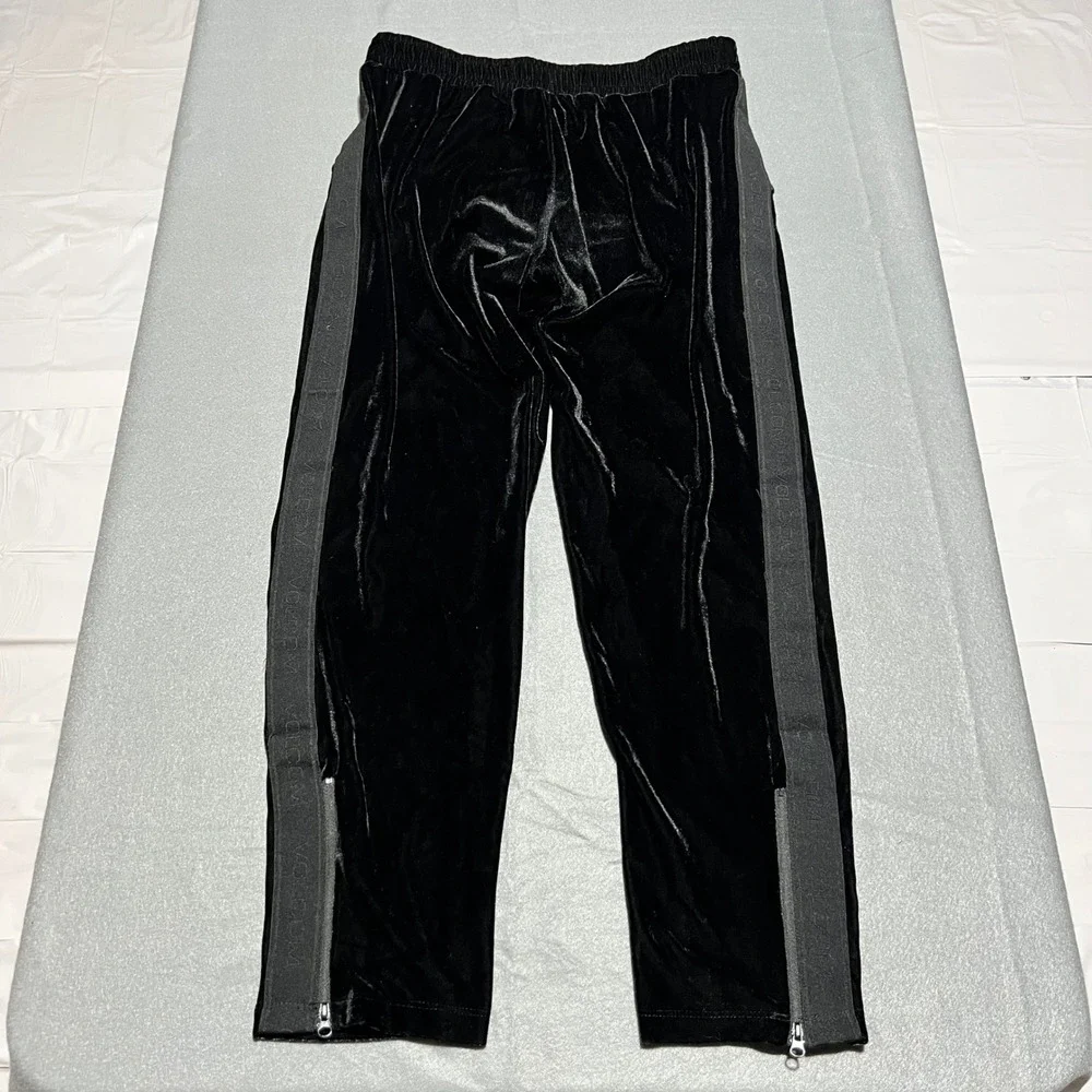 Volcom Mens Black Velvet Track Pants Grey Side Stripe Ankle Zip Small B1141703